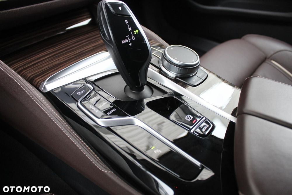 BMW Seria 5 - 12