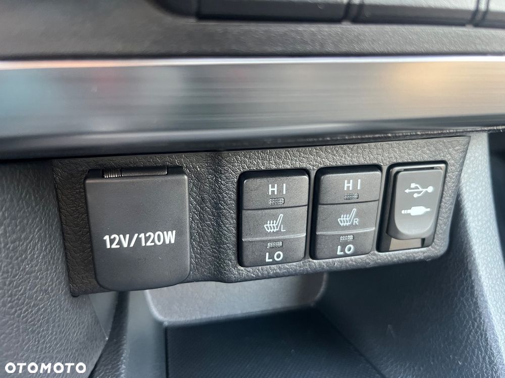 Toyota Auris 1.6 Valvematic Executive - 26