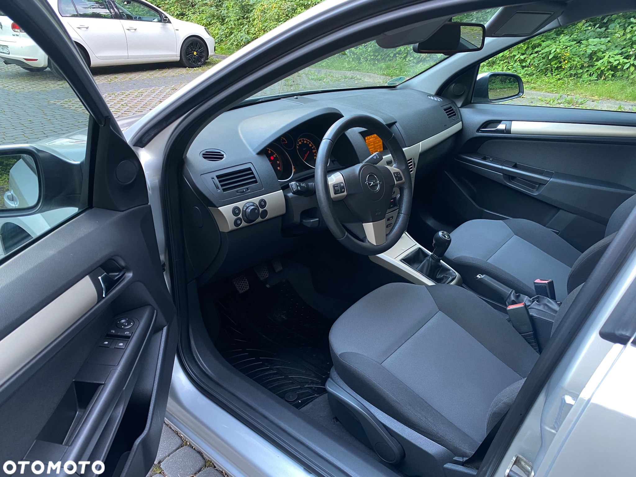 Opel Astra 1.6 Innovation - 7