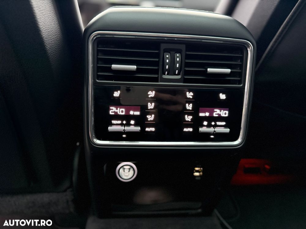 Porsche Cayenne Coupe - 17