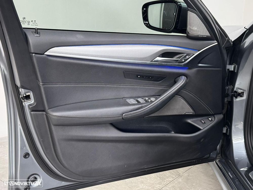 BMW 530 e iPerformance Pack M - 34