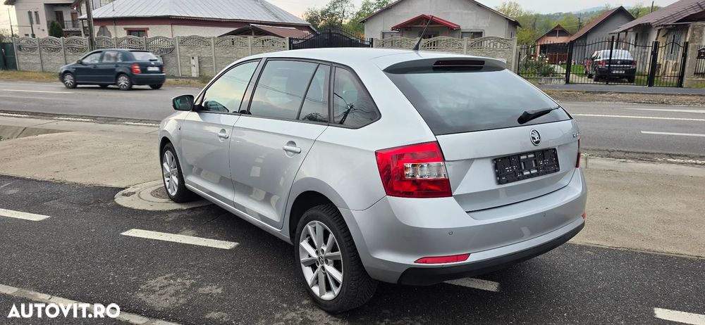 Skoda Rapid 1.6 TDI Elegance Green tec - 27