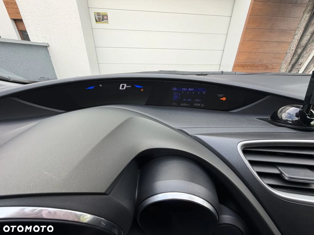 Honda Civic 1.8 Lifestyle (Honda Connect+) - 10