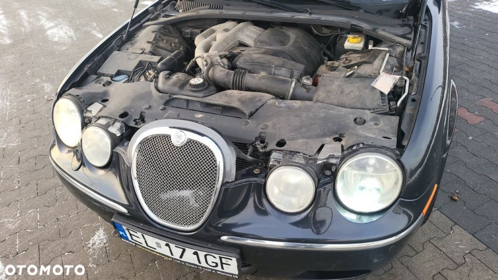 Jaguar S-Type - 11