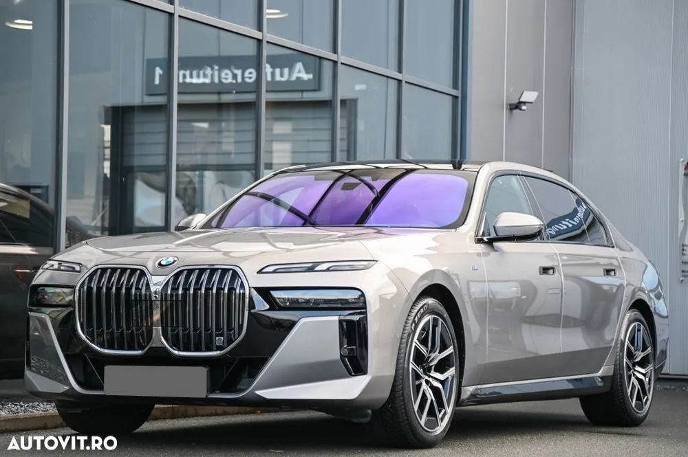 BMW Seria 7 740d xDrive - 31