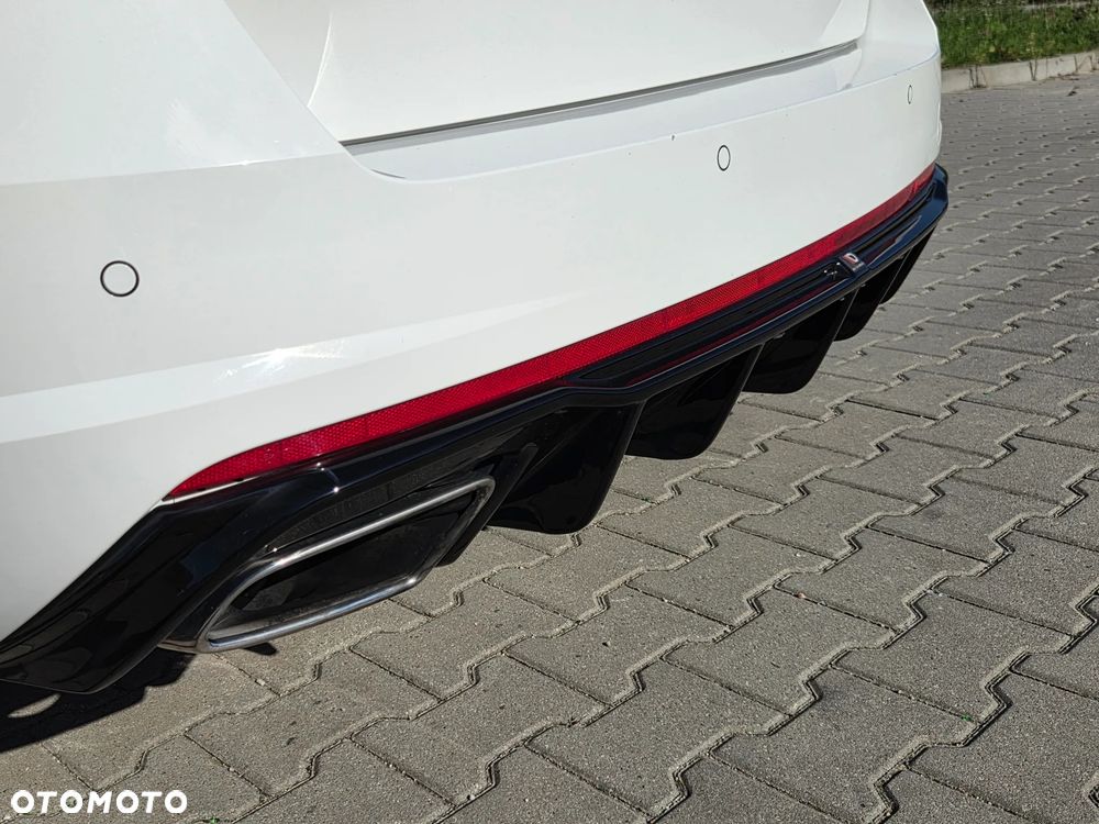 Skoda Octavia 2.0 TSI RS 230 - 7