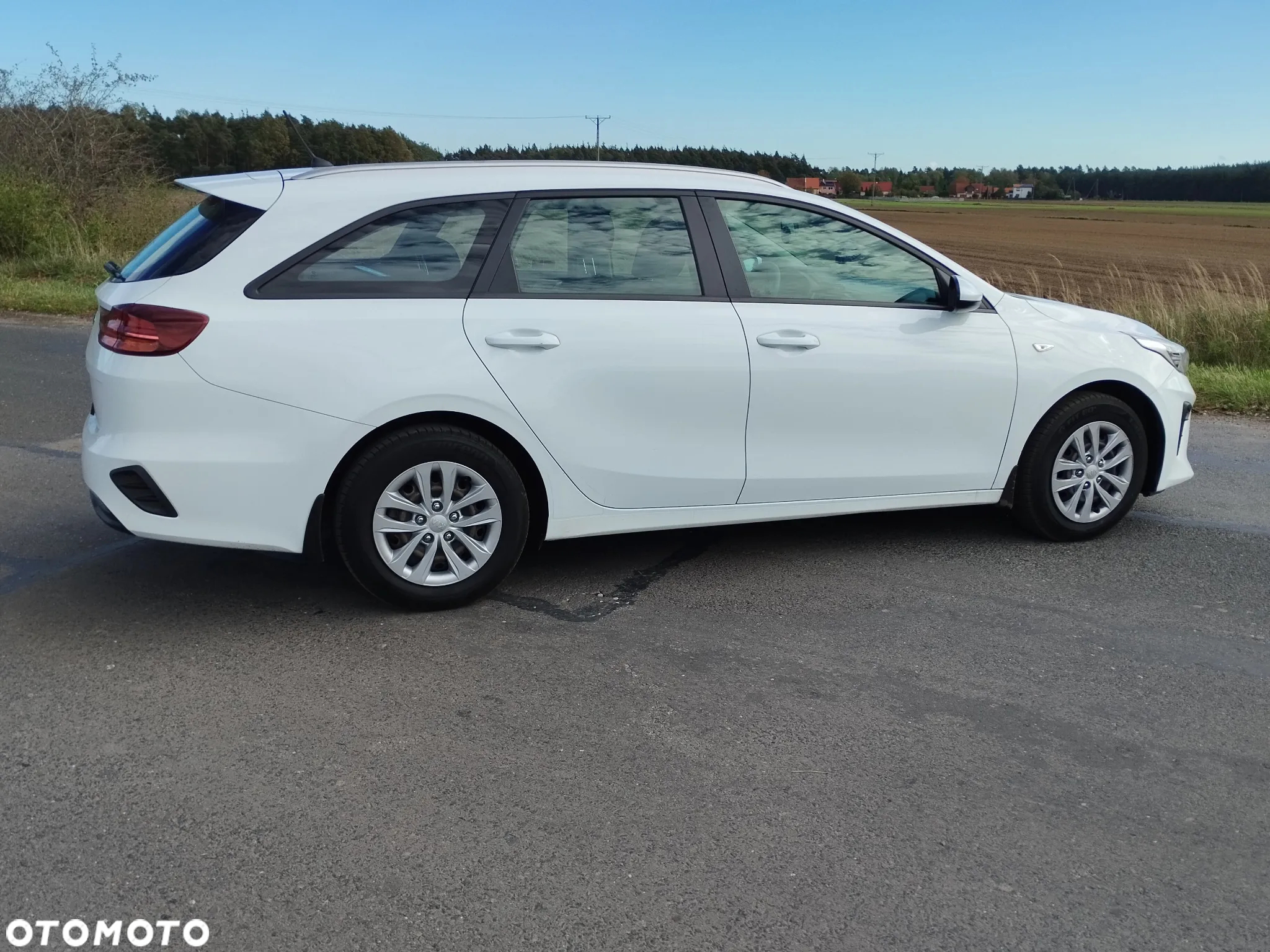 Kia Ceed - 13