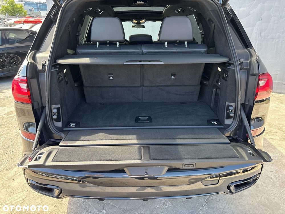 BMW X7 - 19