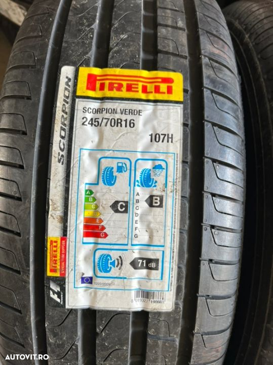 vând 2 anvelope 245/70/16 Pirelli de vară noi - 2