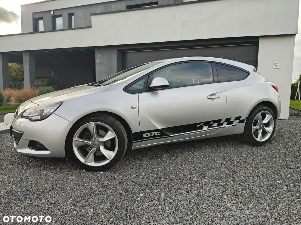 Opel Astra GTC 1.4 Turbo - 15