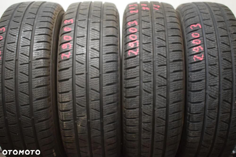 R15C 215/70 Pirelli Carrier Winter - 1