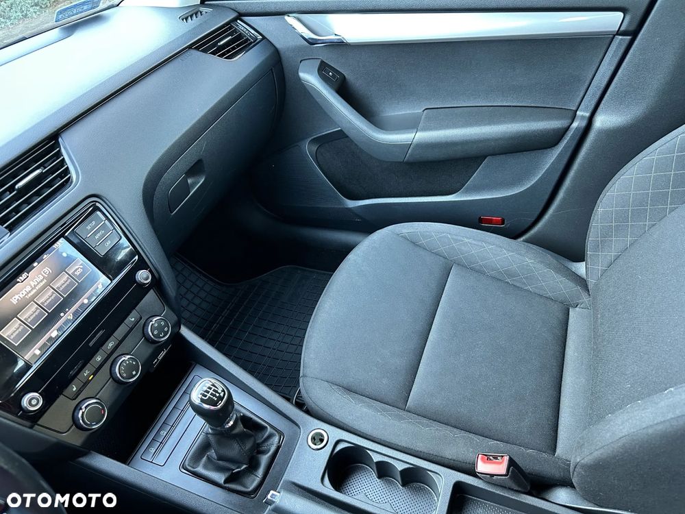 Skoda Octavia 1.0 TSI Active - 25
