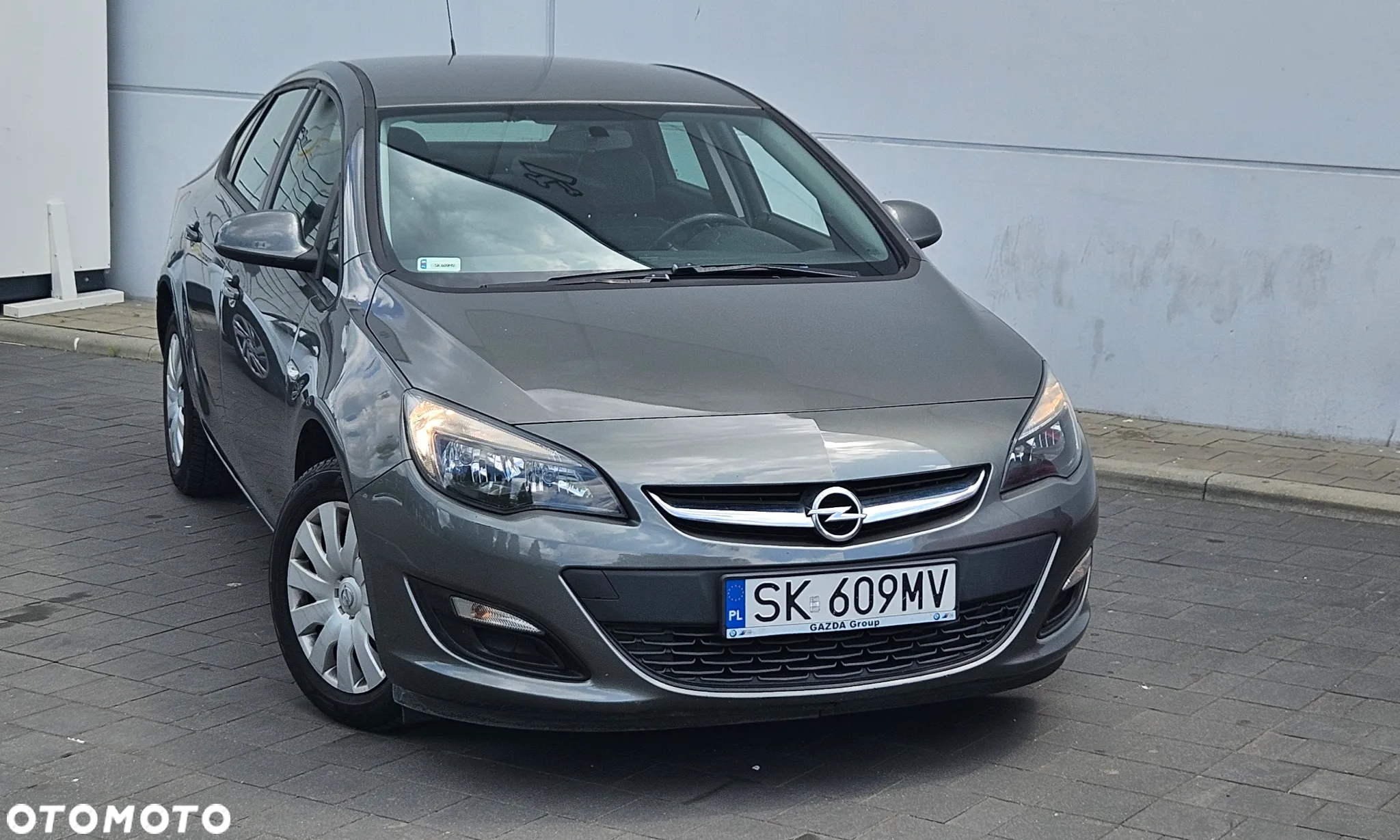 Opel Astra IV 1.4 T Executive - 21