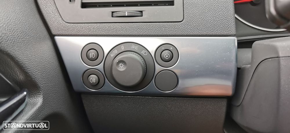 Opel Astra Caravan 1.7 CDTi Cosmo Plus ecoFlex - 13