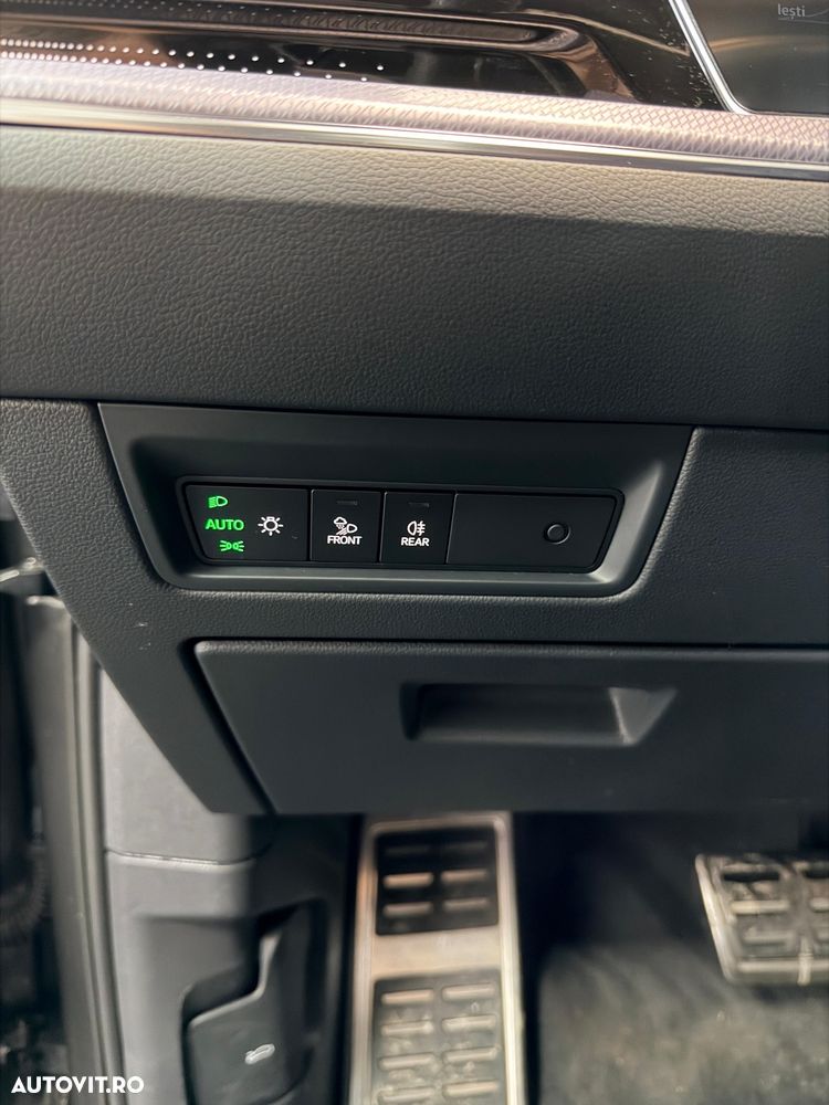 Volkswagen Touareg 3.0 V6 TDI 4Motion DPF Automatik R-Line - 15