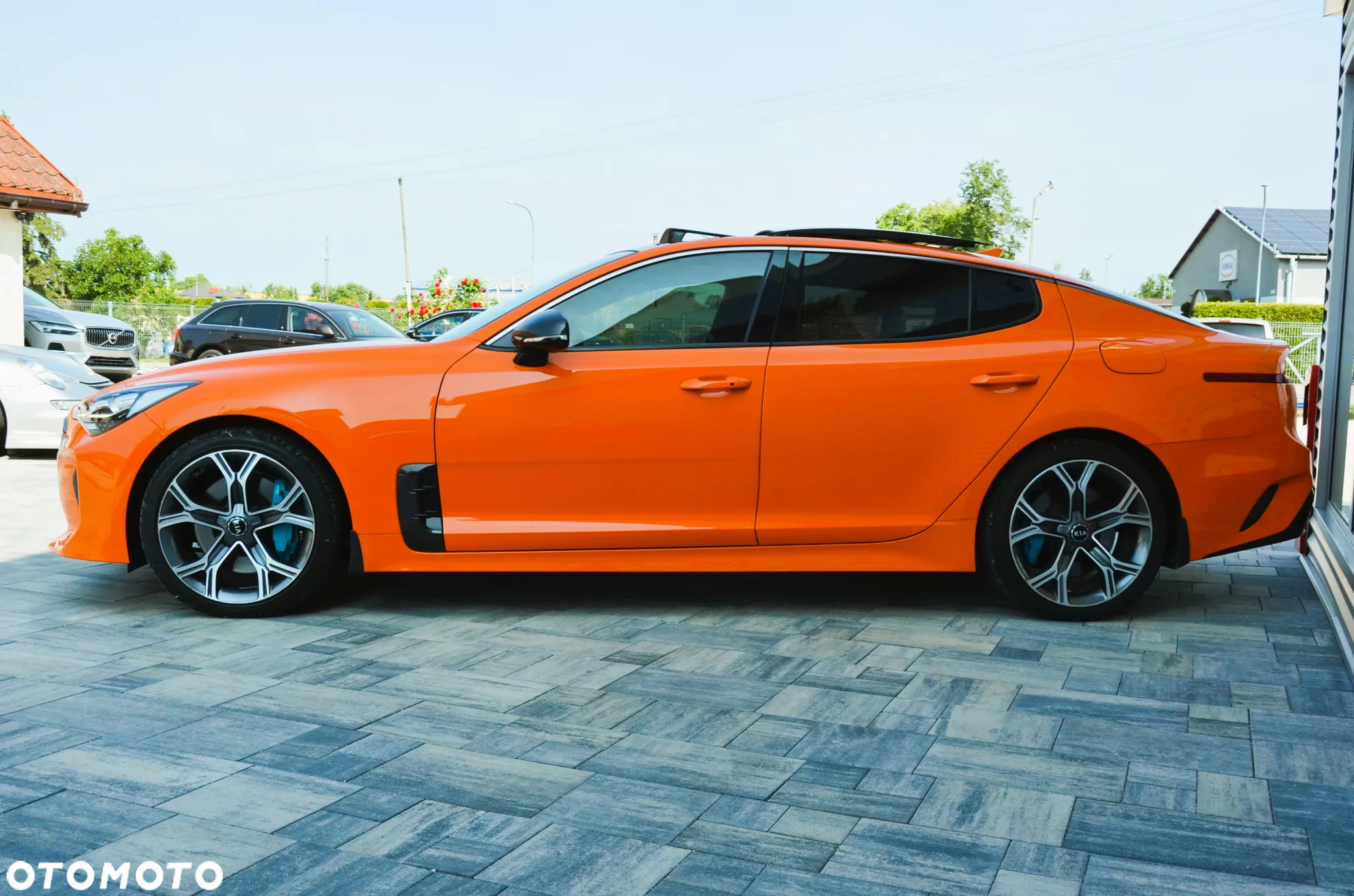Kia Stinger - 7