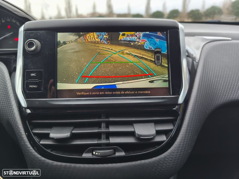 Peugeot 2008 1.6 BlueHDi Style - 8