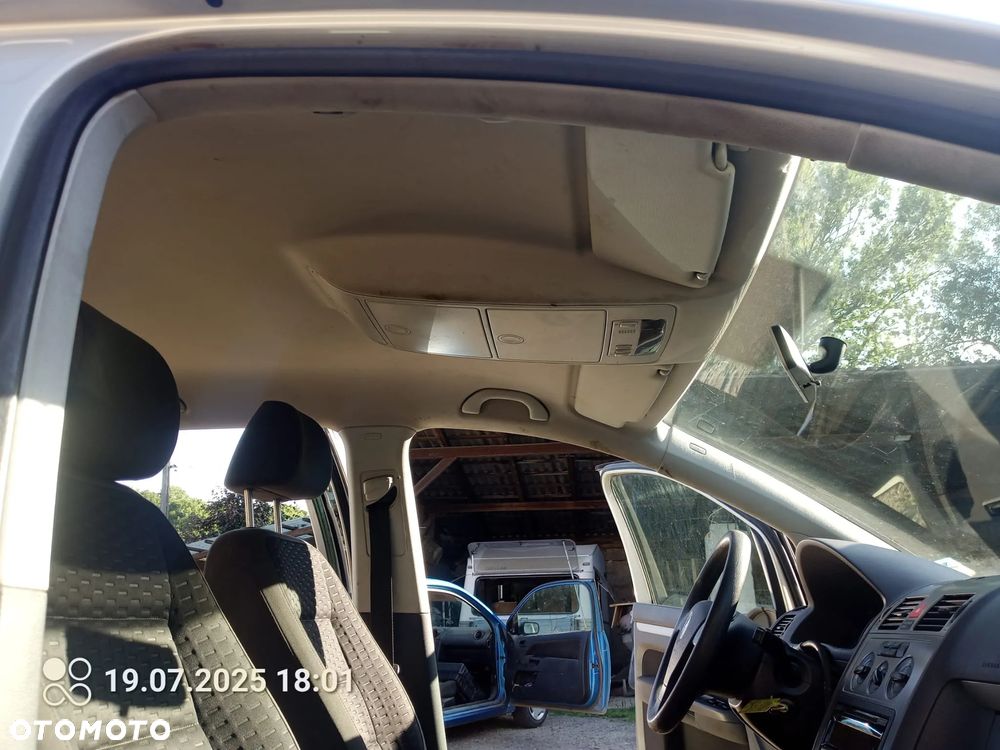 Volkswagen Touran 1.4 TSI Comfortline - 18