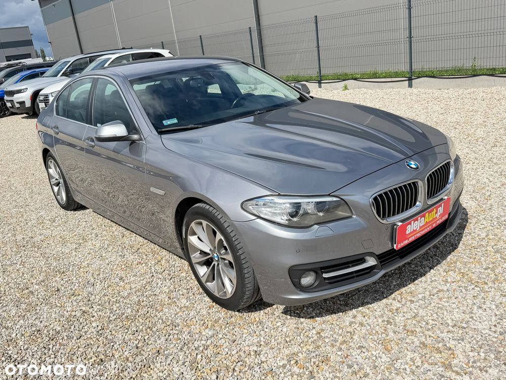 BMW Seria 5 520d xDrive Sport Line - 1