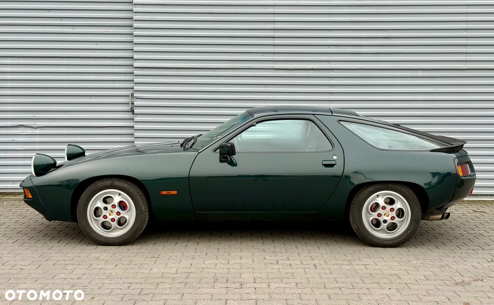Porsche 928 - 2