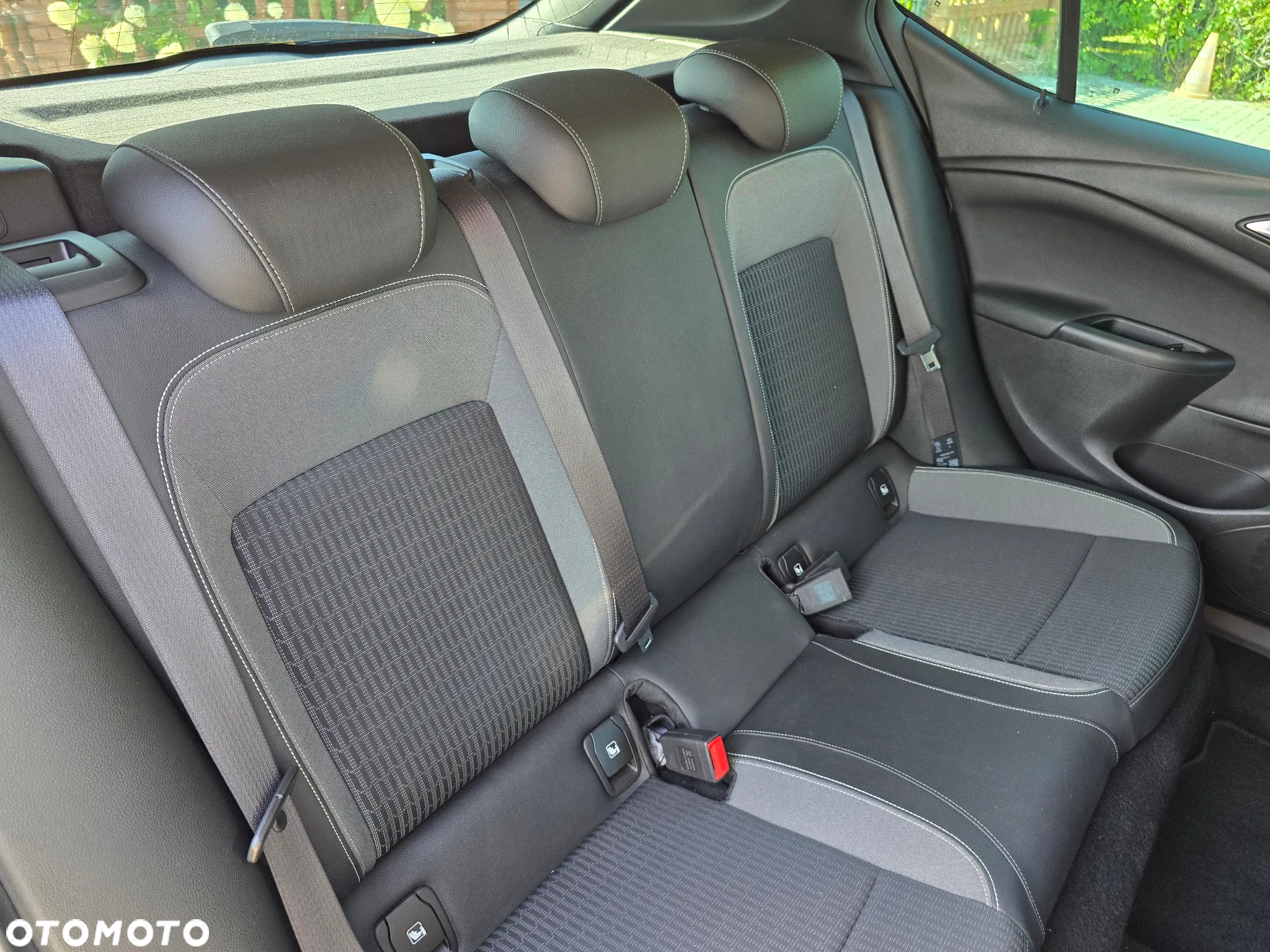 Opel Astra - 14