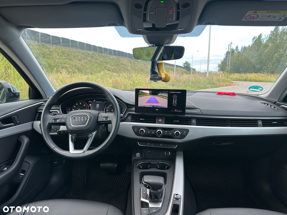 Audi A4 Avant 35 TFSI S tronic - 16
