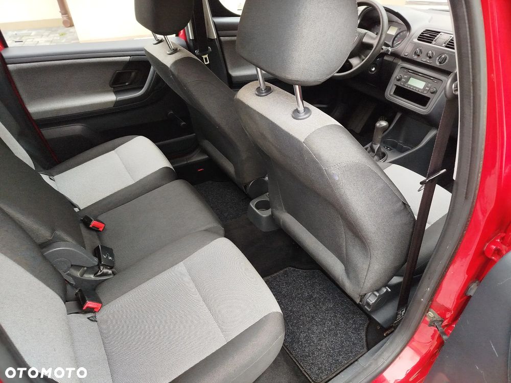 Skoda Roomster 1.4 MPI Style PLUS EDITION - 7