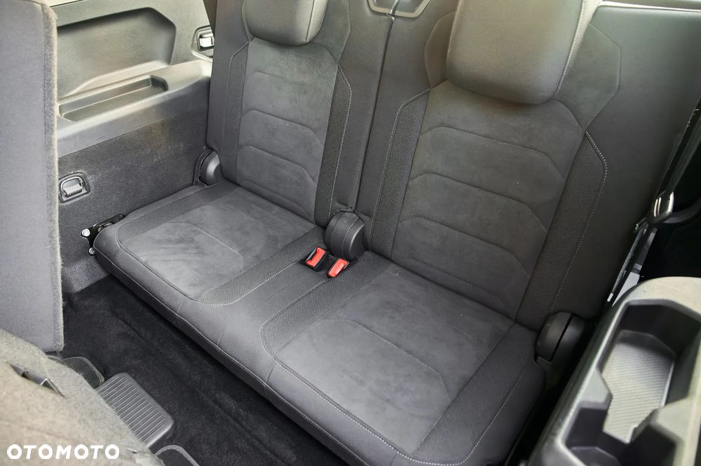 Volkswagen Tiguan 2.0 TSI 4Mot Elegance DSG - 29