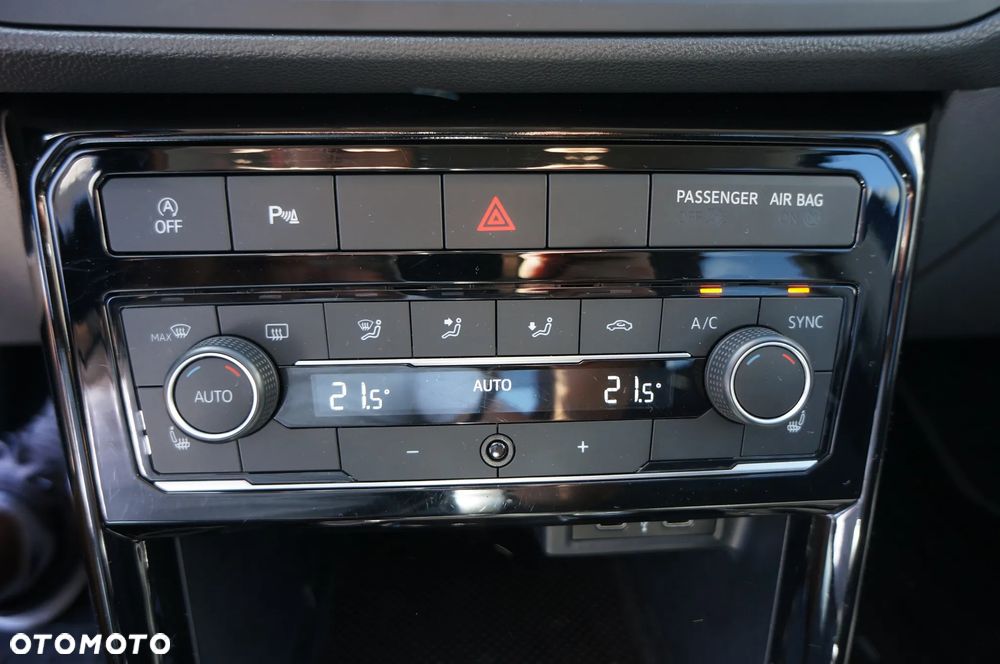 Volkswagen T-Cross 1.5 TSI ACT Style DSG - 29