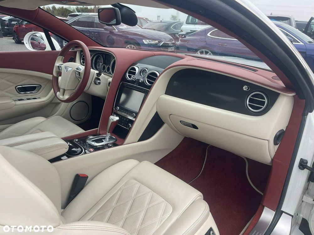 Bentley Continental GT V8 S - 12