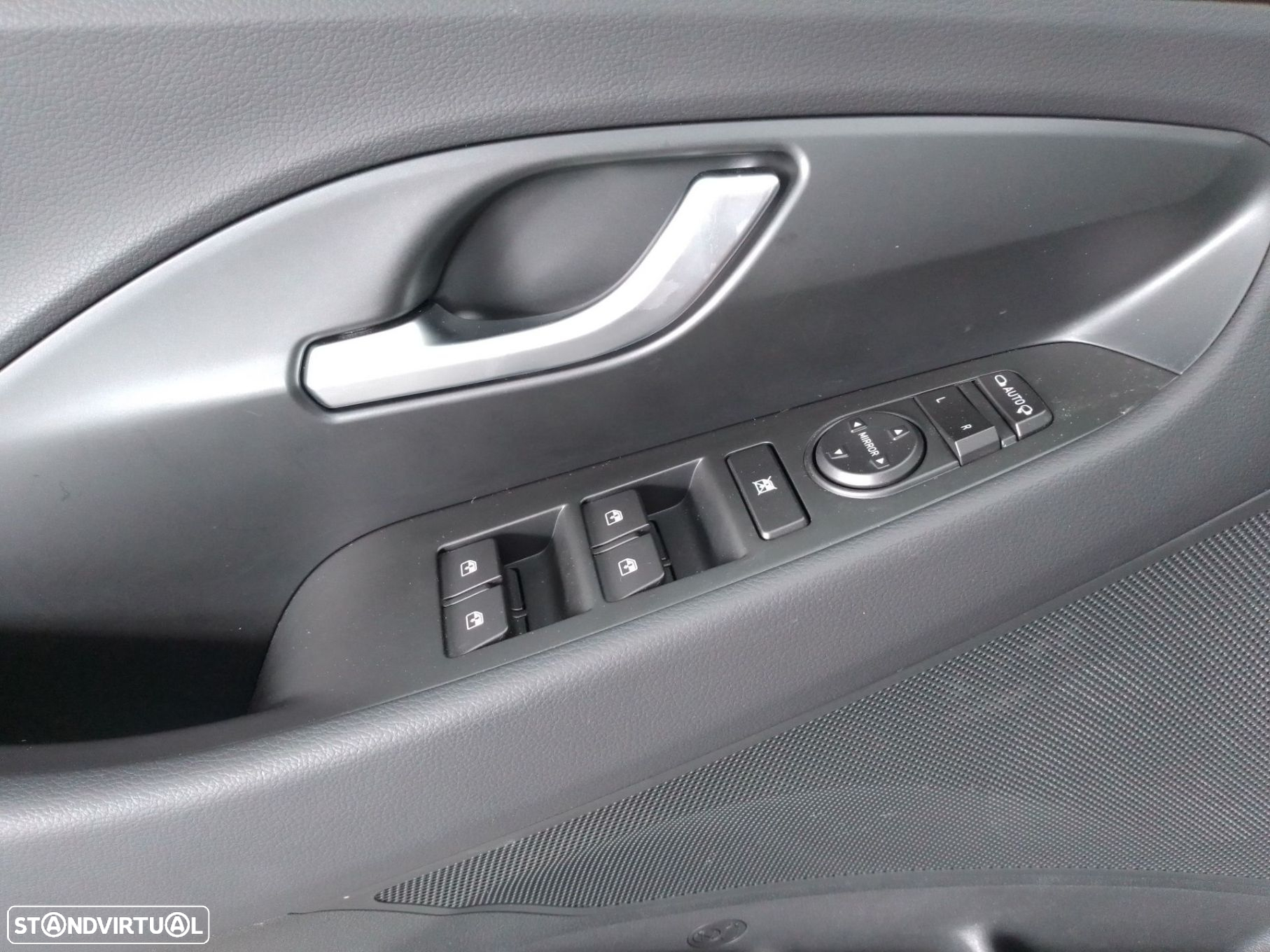 Hyundai i30 1.0 T-GDI Style Plus - 24