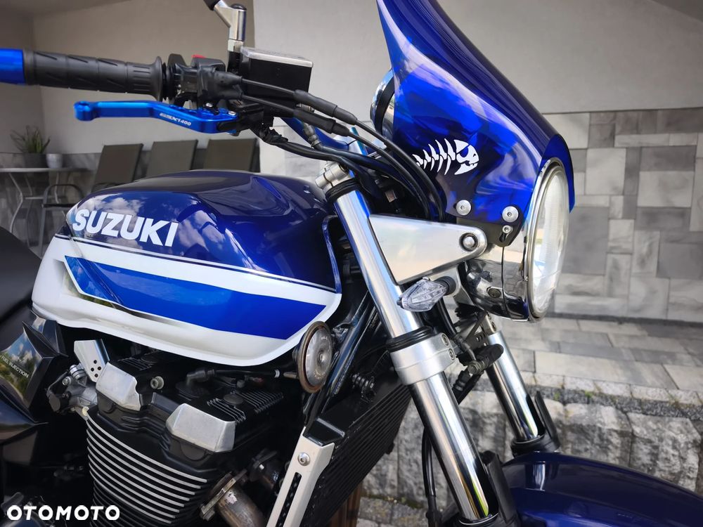 Suzuki GSX - 29