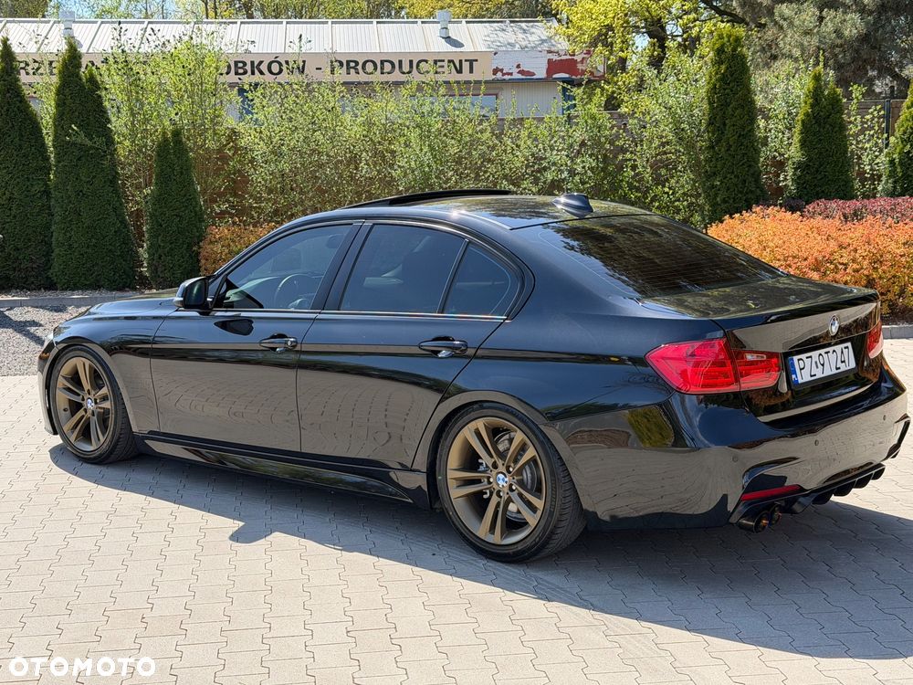 BMW Seria 3 328i xDrive Sport-Aut Sport Line - 11