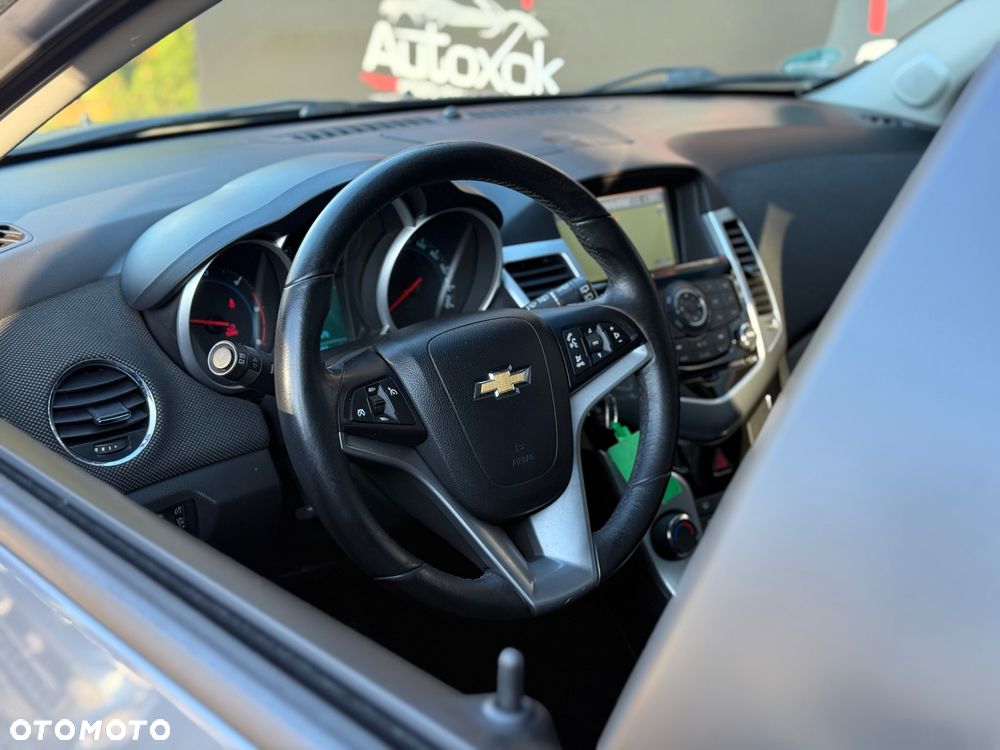 Chevrolet Cruze - 13