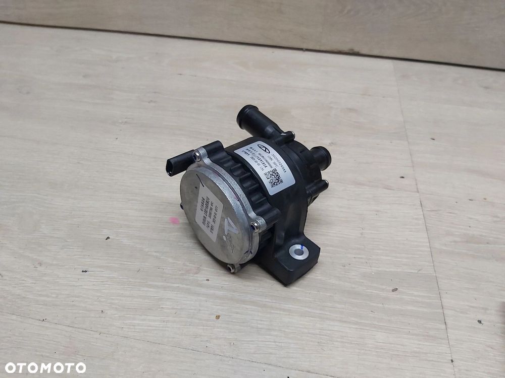 OMODA 5 E5 C5 pompa wody obiegu pompka 302000779AA - 5