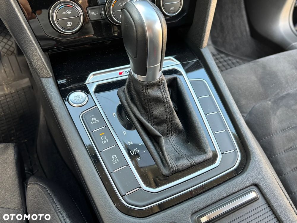 Volkswagen Passat Variant - 17