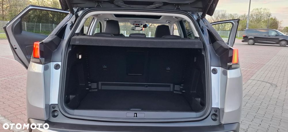 Peugeot 3008 1.6 BlueHDi Allure S&S EAT6 - 17