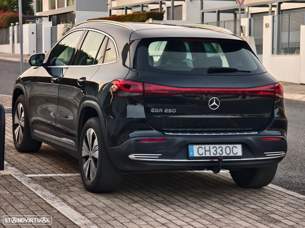 Mercedes-Benz EQA 250 - 18