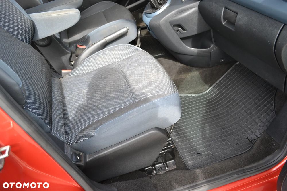 Peugeot Partner HDi FAP 110 Premium - 25