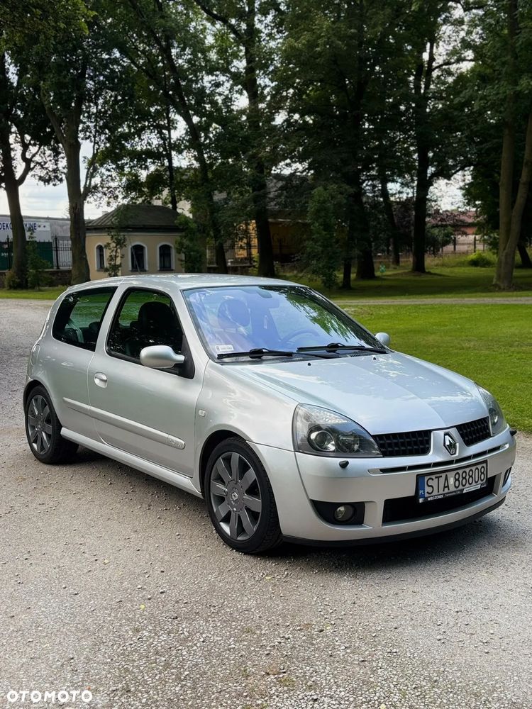Renault Clio 2.0 16V Sport - 4