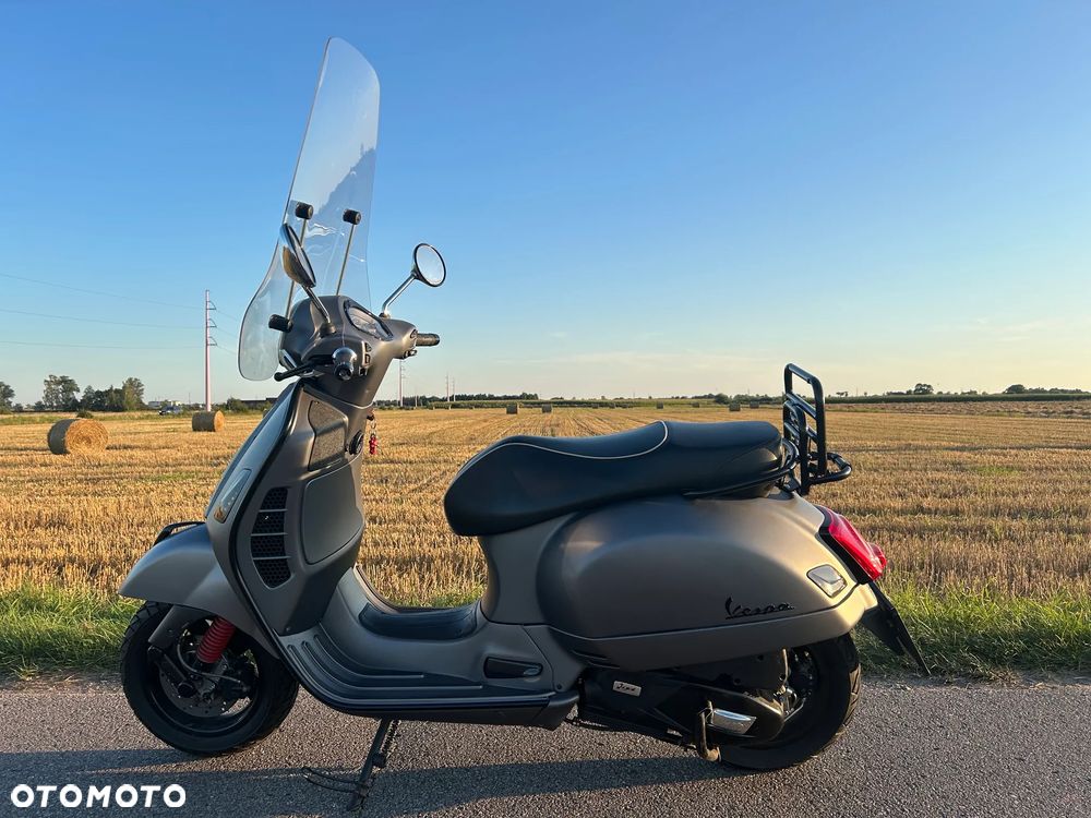 Vespa GTS - 12
