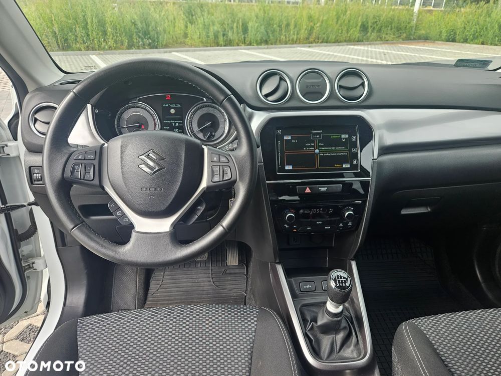 Suzuki Vitara 1.4 Boosterjet Premium 4WD - 6