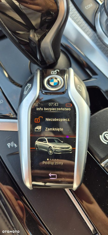 BMW Seria 5 530d xDrive Sport - 9