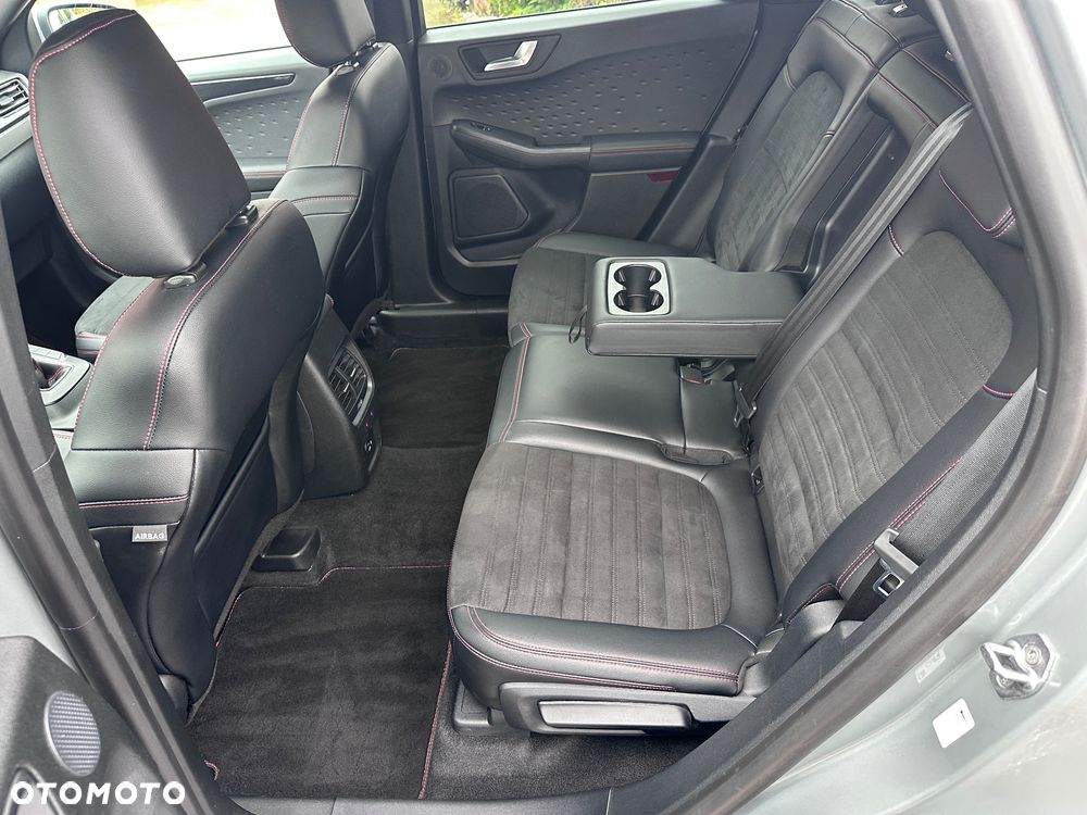 Ford Kuga - 14