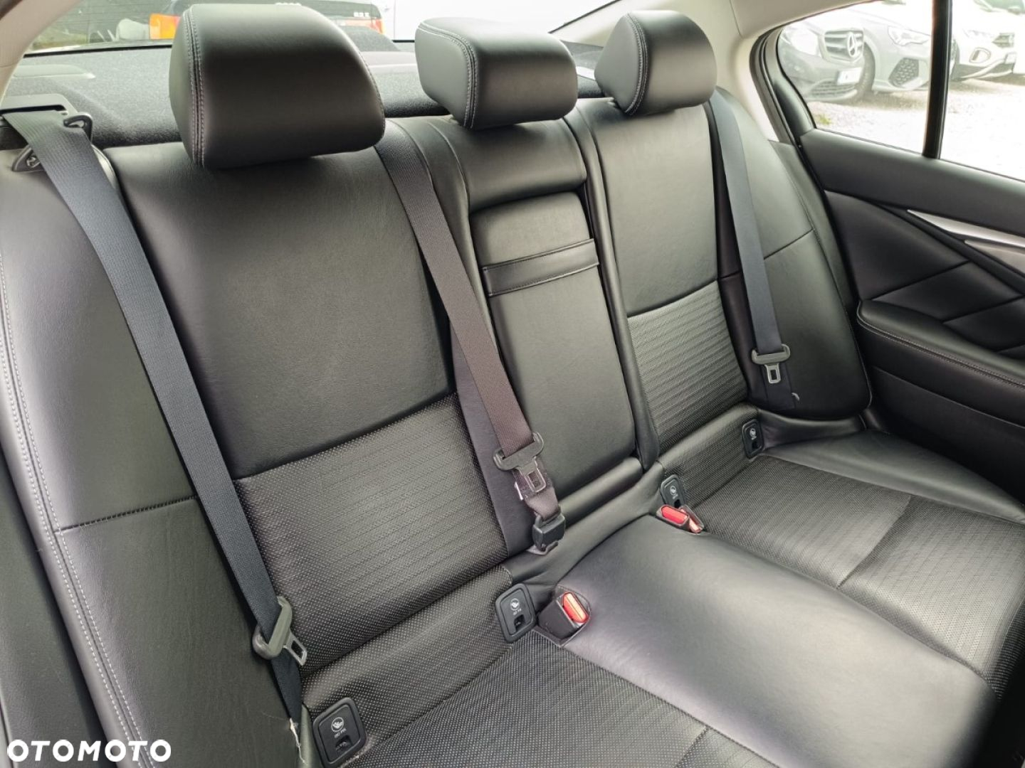 Infiniti Q50 - 36