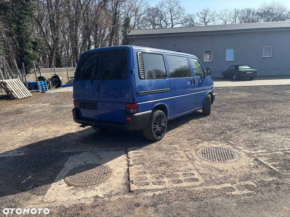 Volkswagen Multivan Standard - 5