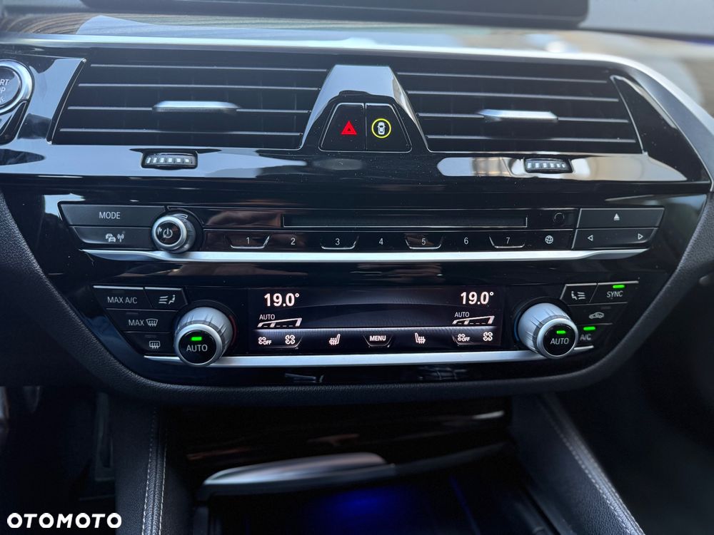 BMW Seria 5 - 29