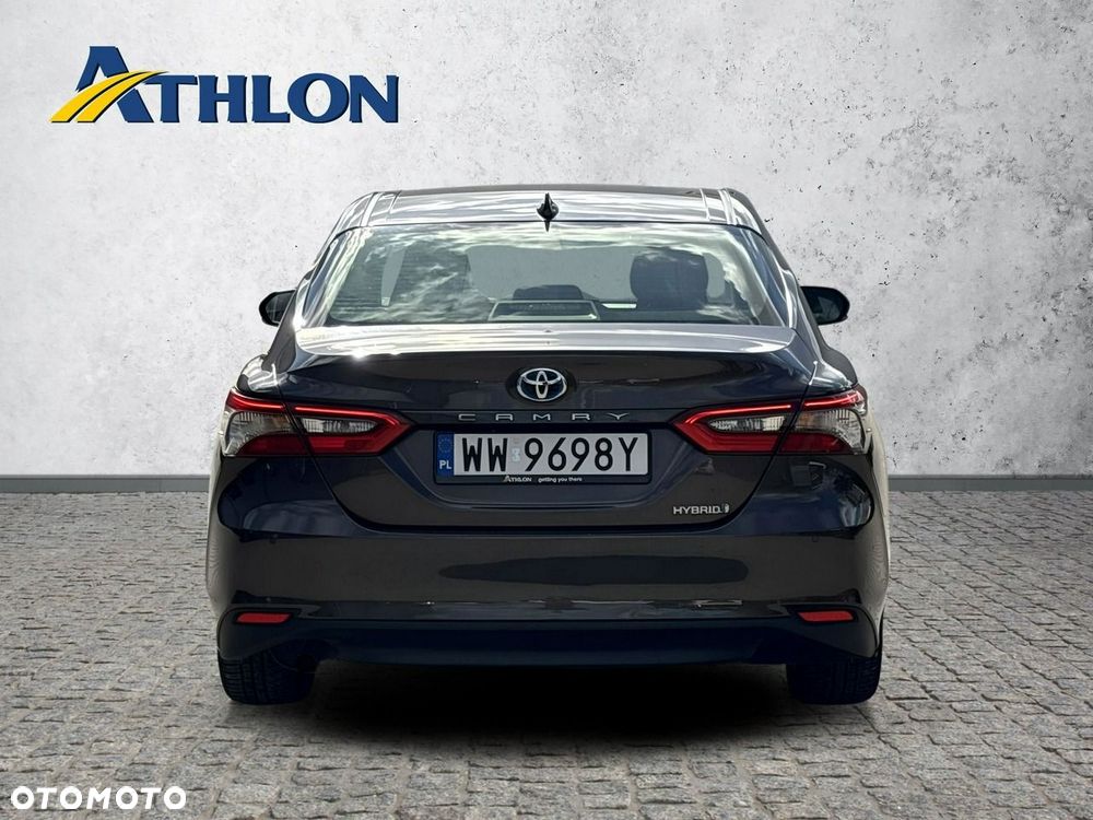 Toyota Camry 2.5 Hybrid Comfort CVT - 4