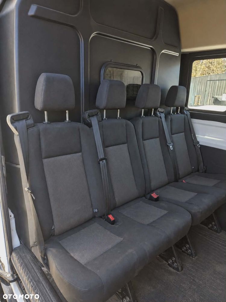 Ford Transit - 11