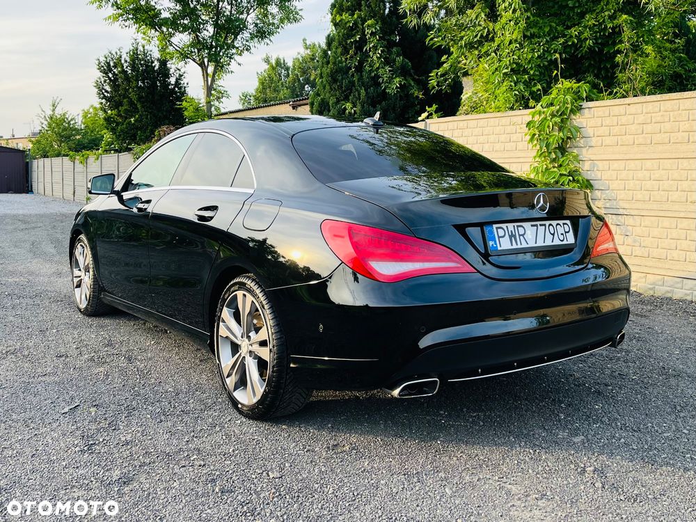 Mercedes-Benz CLA 220 d 7G-DCT Urban - 7